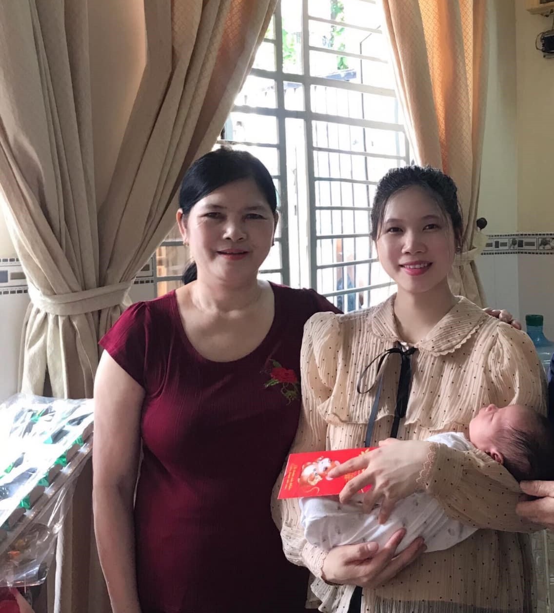 Quỳnh Quỳnh và mẹ