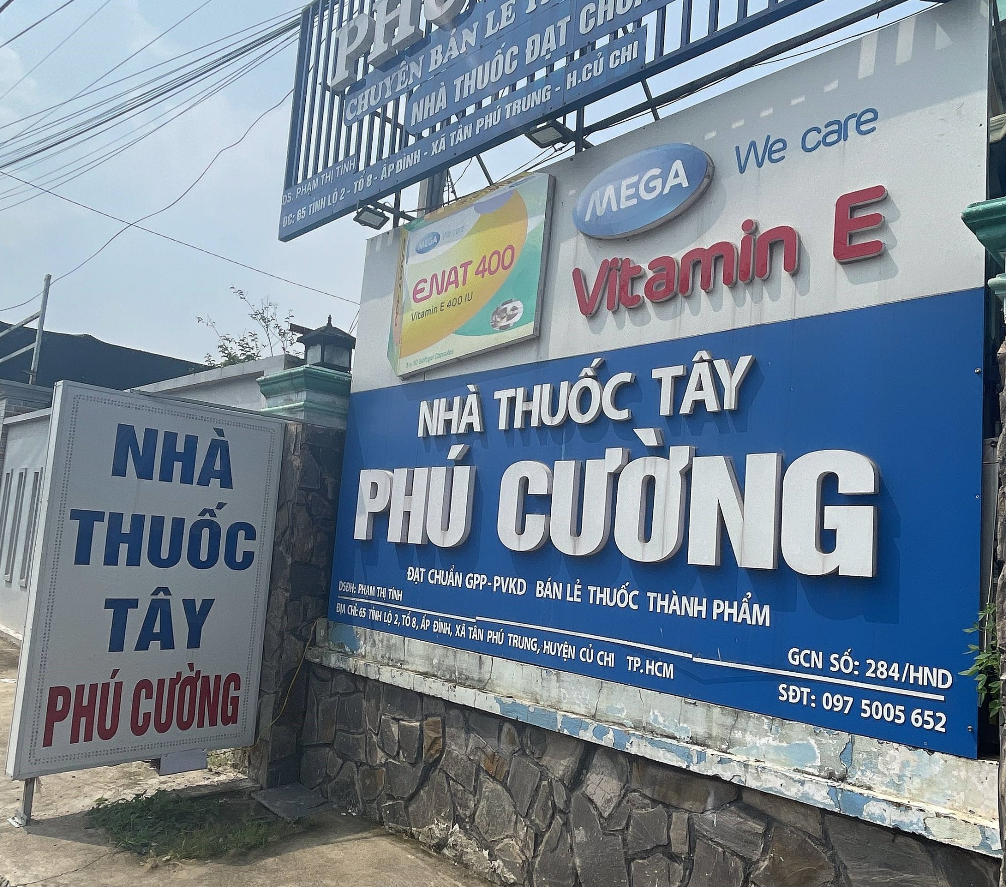 NHÀ THUỐC PHÚ CƯỜNG
